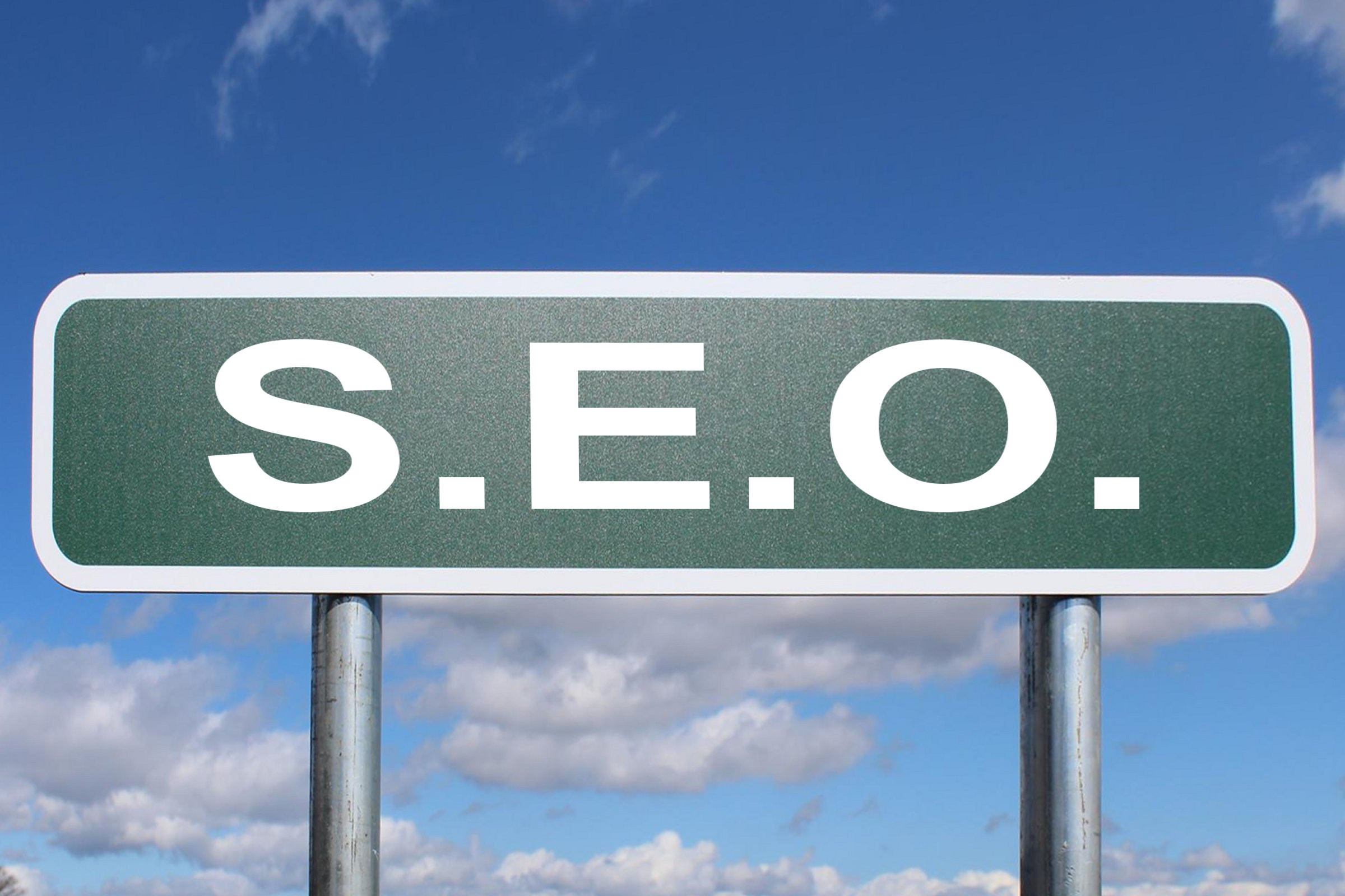 Optimització SEO en l'Era de la Intel·ligència Artificial: Estratègies destacades per ressaltar noves tendències com Google Brad i Copilot.